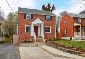 5 Bedrooms, Residential, For sale, 5th Street N, 2 Bathrooms, Listing ID 1113, Arlington, United States, 22205,
